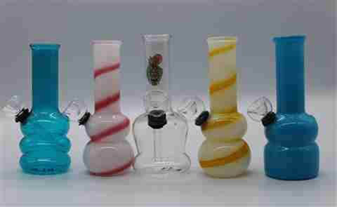 Picture of Glass Water Pipe 5 Inch